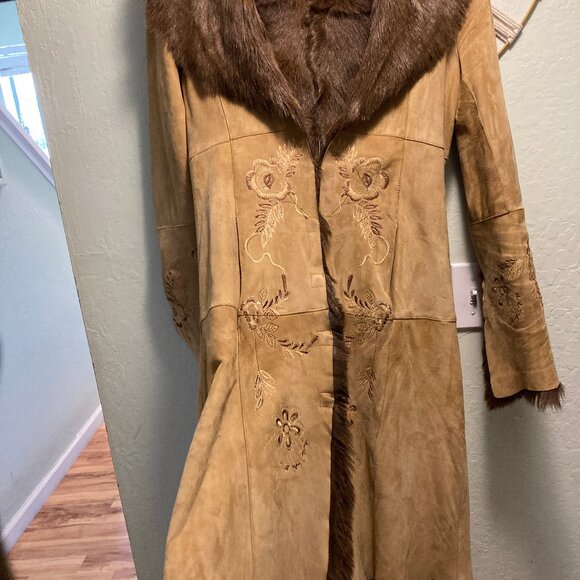 NWOT Embroidered Shearing Afghan Penny lane 100% GOAT SKIN Arden B. Women coat M - Picture 4 of 11